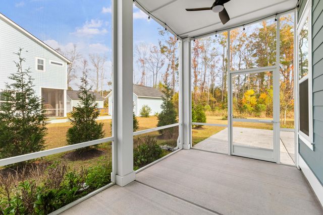 385 Woodgate Way, Summerville, SC 29485