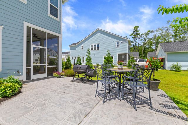 385 Woodgate Way, Summerville, SC 29485