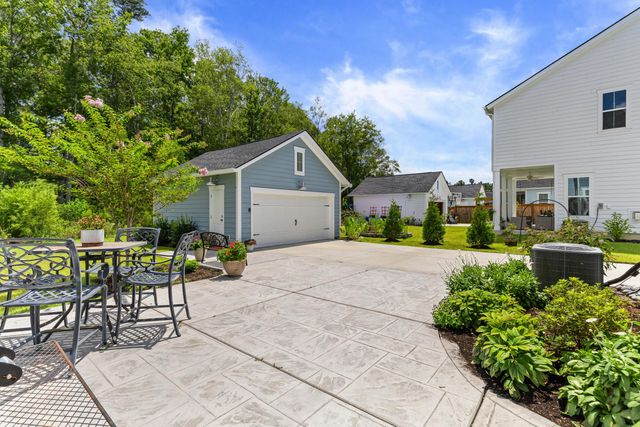 385 Woodgate Way, Summerville, SC 29485