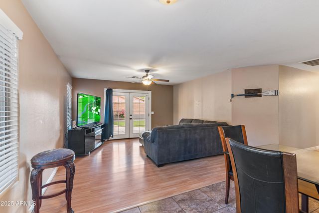 2113 W NANCY Lane, Phoenix, AZ 85041