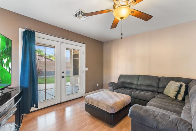 2113 W NANCY Lane, Phoenix, AZ 85041