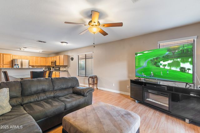 2113 W NANCY Lane, Phoenix, AZ 85041