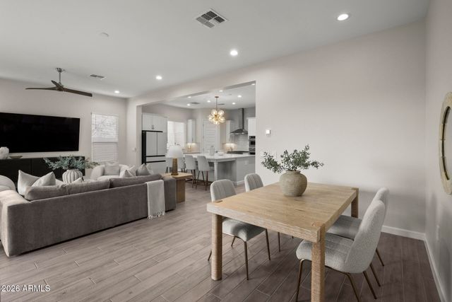 5954 E CAT BALUE Drive, Phoenix, AZ 85054