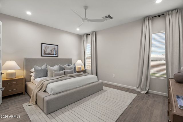 5954 E CAT BALUE Drive, Phoenix, AZ 85054