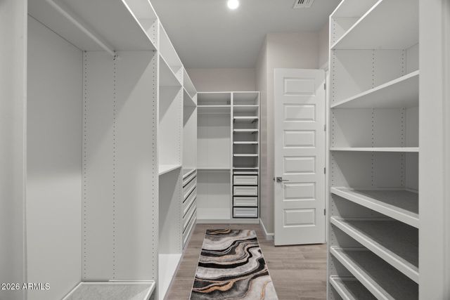 5954 E CAT BALUE Drive, Phoenix, AZ 85054