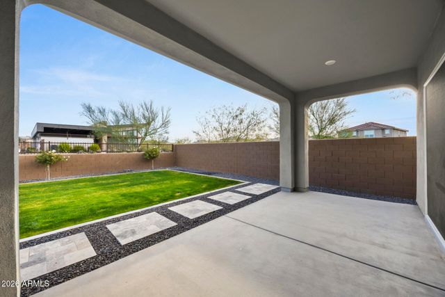 5954 E CAT BALUE Drive, Phoenix, AZ 85054