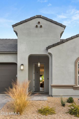 5954 E CAT BALUE Drive, Phoenix, AZ 85054