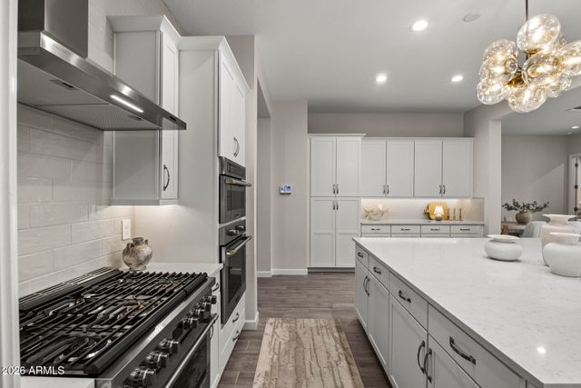 5954 E CAT BALUE Drive, Phoenix, AZ 85054