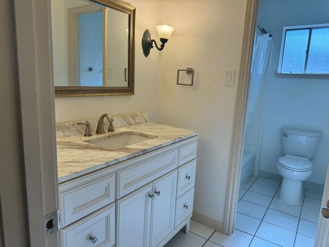 11427 Brook Meadows Lane, Meadows Place, TX 77477
