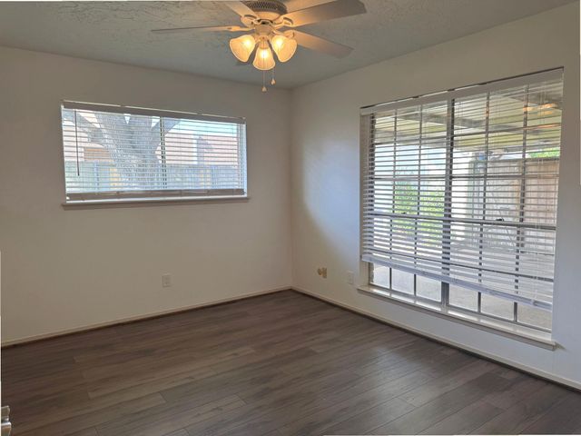 11427 Brook Meadows Lane, Meadows Place, TX 77477