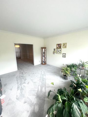 334 Glensford Drive, Springdale, OH 45246