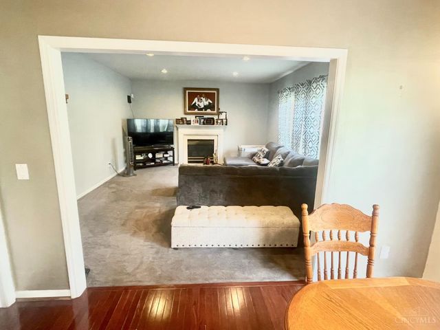334 Glensford Drive, Springdale, OH 45246