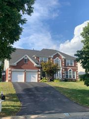 334 Glensford Drive, Springdale, OH 45246