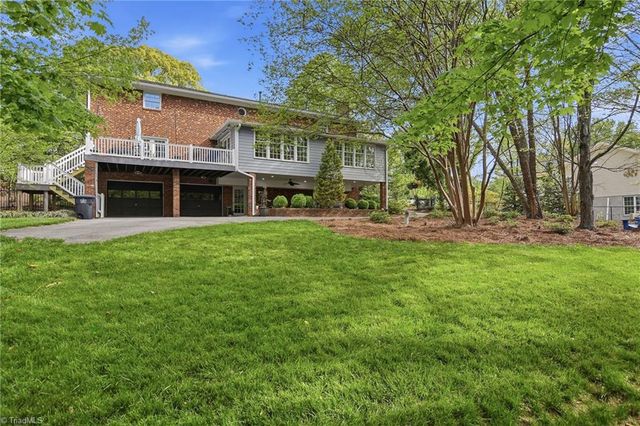 2862 Robinhood Road, Winston-salem, NC 27106