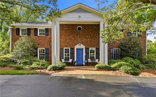 2862 Robinhood Road, Winston-salem, NC 27106
