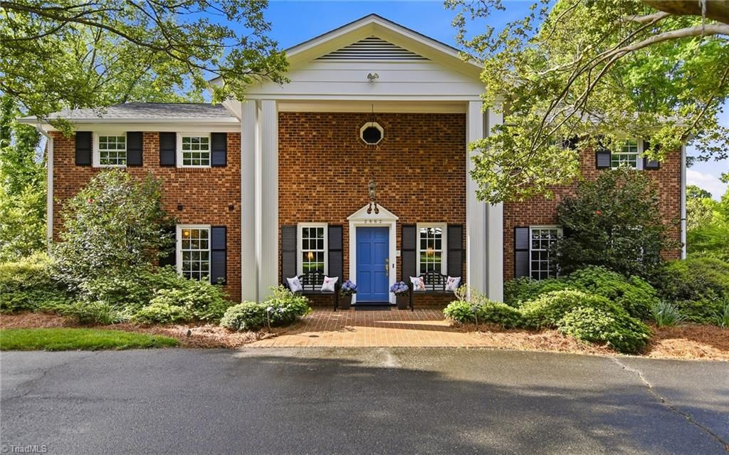2862 Robinhood Road, Winston-salem, NC 27106