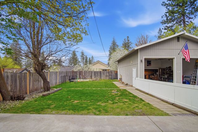 4011 E 12th Ave, Spokane, WA 99202