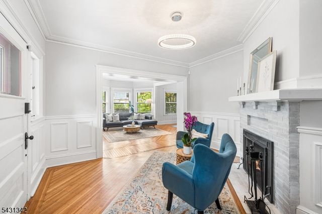 296 Ridgewood Ave, Glen Ridge Boro Twp., NJ 07028