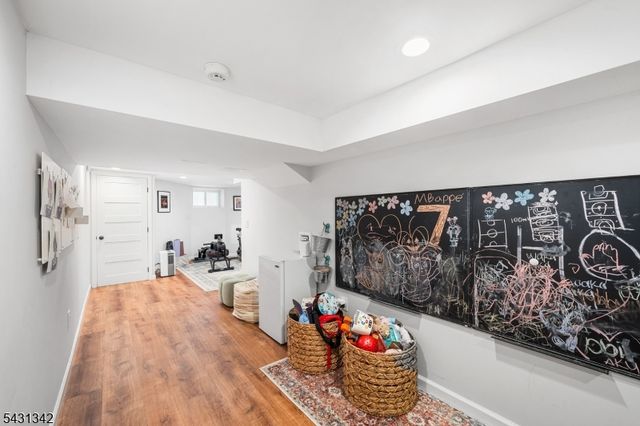296 Ridgewood Ave, Glen Ridge Boro Twp., NJ 07028