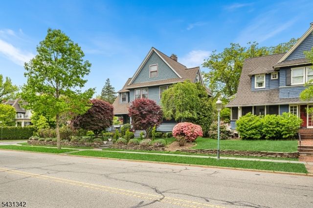296 Ridgewood Ave, Glen Ridge Boro Twp., NJ 07028