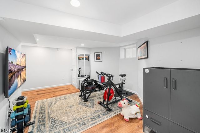 296 Ridgewood Ave, Glen Ridge Boro Twp., NJ 07028