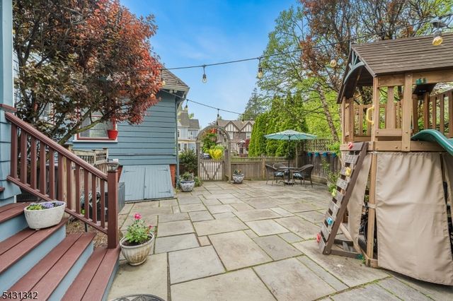 296 Ridgewood Ave, Glen Ridge Boro Twp., NJ 07028