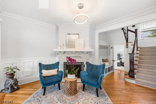 296 Ridgewood Ave, Glen Ridge Boro Twp., NJ 07028