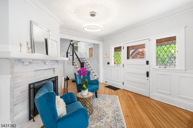 296 Ridgewood Ave, Glen Ridge Boro Twp., NJ 07028