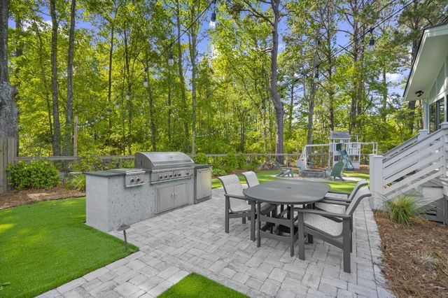 978 Law Lane, Mount Pleasant, SC 29464