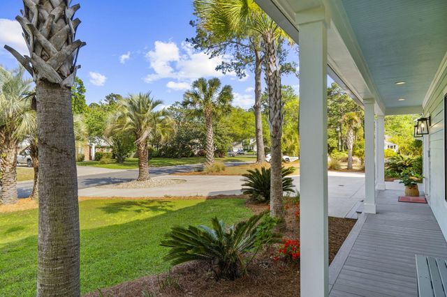 978 Law Lane, Mount Pleasant, SC 29464