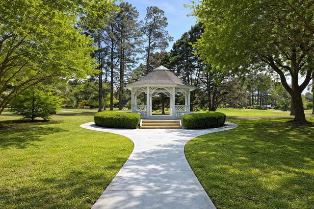 978 Law Lane, Mount Pleasant, SC 29464