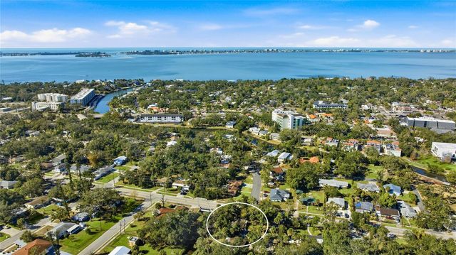 2336 COCOANUT AVENUE, Sarasota, FL 34234