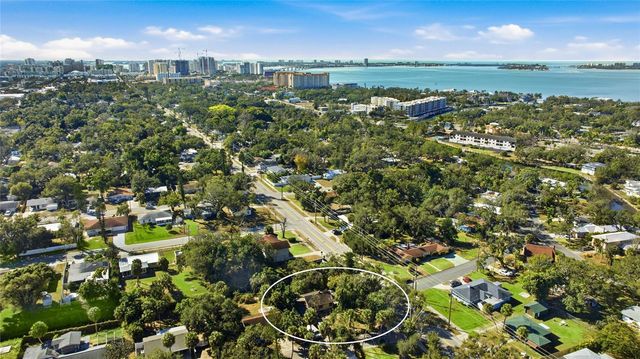 2336 COCOANUT AVENUE, Sarasota, FL 34234