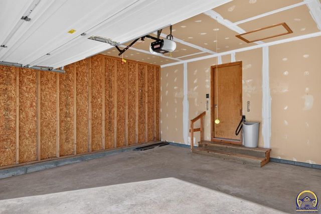 4017 NW Fielding TER, Topeka, KS 66618