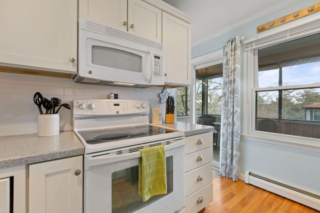 14 Harold Street APT 8C, Harwich Port, MA 02646