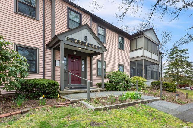 14 Harold Street APT 8C, Harwich Port, MA 02646