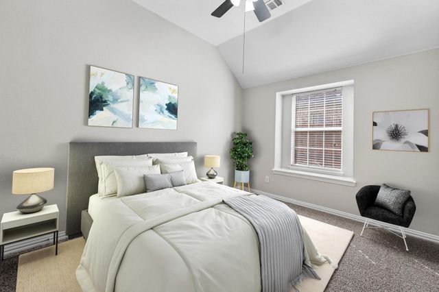 1181 Noble Avenue, Lantana, TX 76226