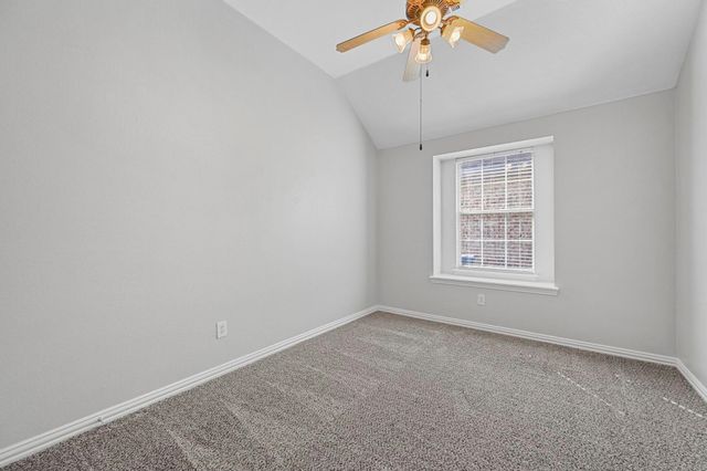 1181 Noble Avenue, Lantana, TX 76226