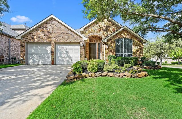 1181 Noble Avenue, Lantana, TX 76226