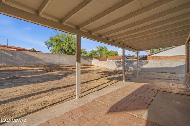 3122 W Treeline Drive, Tucson, AZ 85741