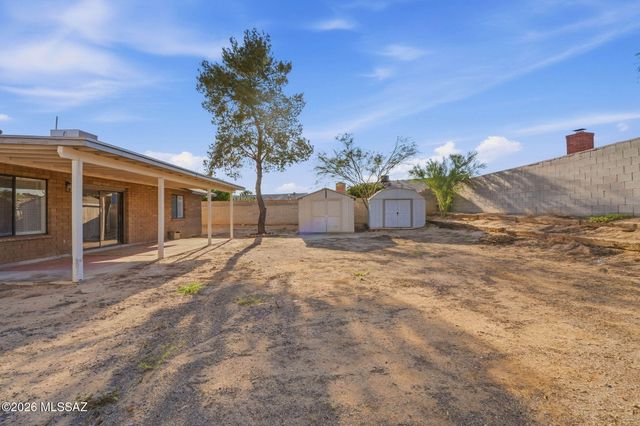 3122 W Treeline Drive, Tucson, AZ 85741