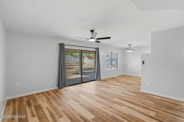 3122 W Treeline Drive, Tucson, AZ 85741