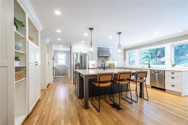 1541 Pangborn Station Drive, Decatur, GA 30033