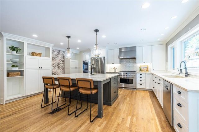 1541 Pangborn Station Drive, Decatur, GA 30033