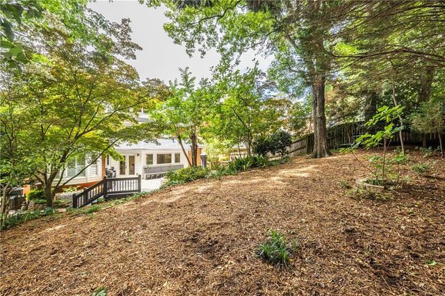 1541 Pangborn Station Drive, Decatur, GA 30033