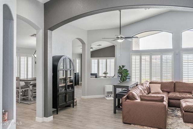 43137 W HILLMAN Drive W, Maricopa, AZ 85138