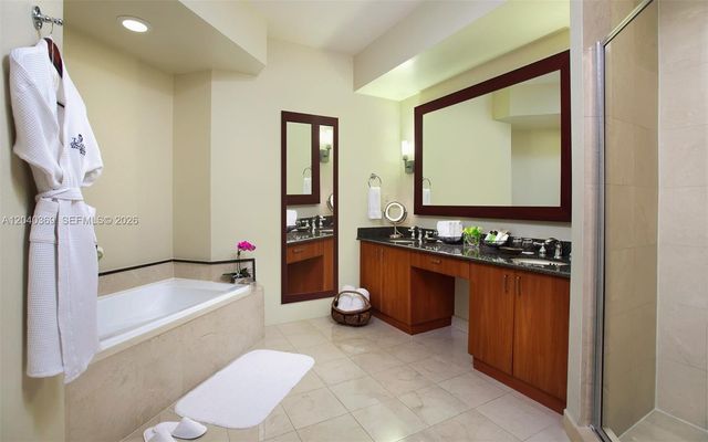 18001 Collins Avenue 1008, Sunny Isles Beach, FL 33160