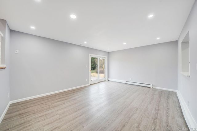 1 Yardley Lane, Nesconset, NY 11767