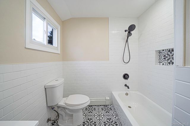 1 Yardley Lane, Nesconset, NY 11767