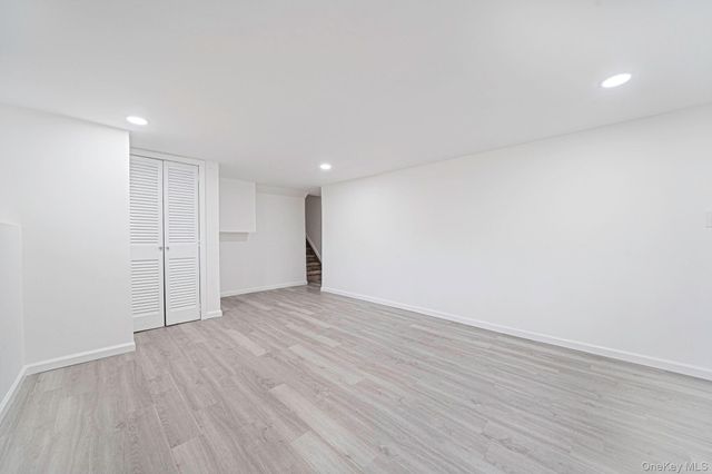 1 Yardley Lane, Nesconset, NY 11767